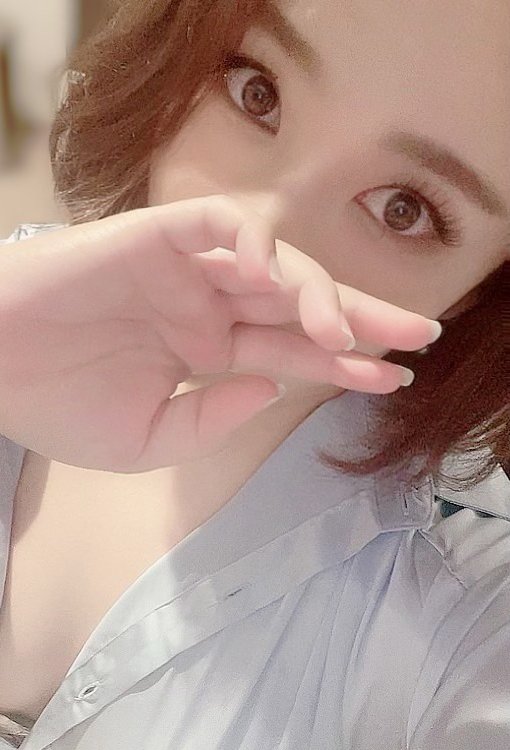 福岡の風俗、トクヨク『ホットポイントヴィラ』在籍の加藤　みずきさん